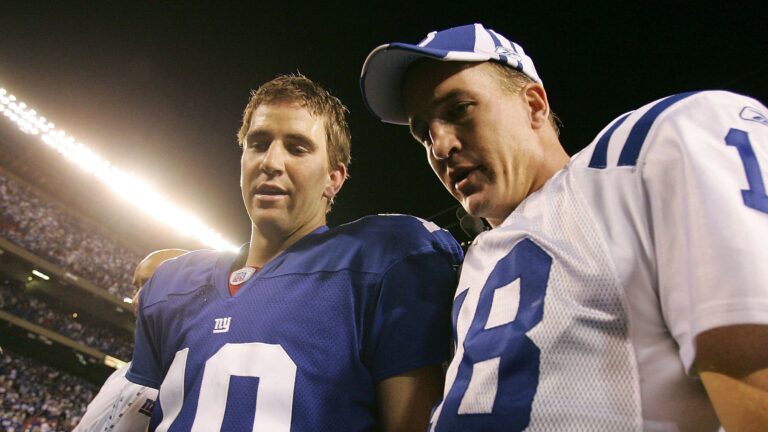 Οι κριτικές δεν λένε την πλήρη ιστορία του φαινομένου «ManningCast». Οι κριτικές δεν λένε την πλήρη ιστορία του φαινομένου «ManningCast».